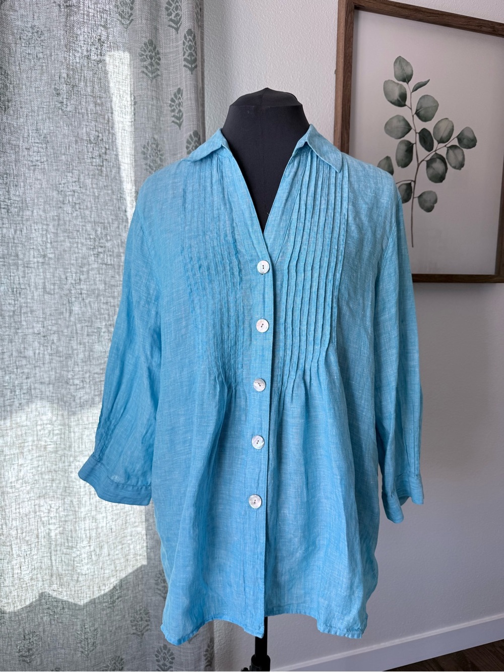 Foxcroft Teal Linen Button-Up